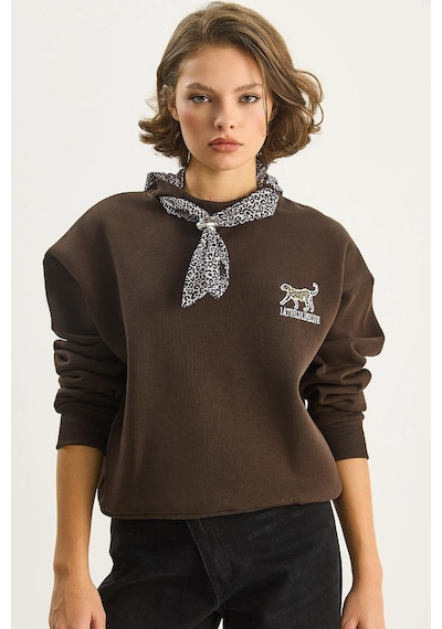 Shade Kadın Fular Detaylı Leopar Nakışlı Üç İplik Şardonlu Oversize Sweatshirt 6917 60283616 - Acı Kahve Çok Renkli