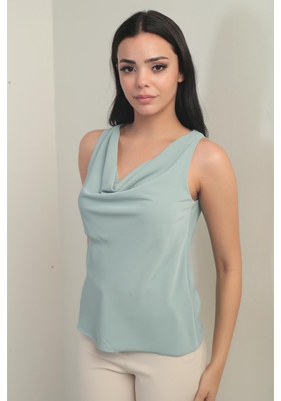 By Saygı Kadın Degaje Yaka Kolsuz Krep Saten Bluz-41065 Mint By Saygı Kadın Degaje Yaka Kolsuz Krep Saten Bluz-41065 Mint