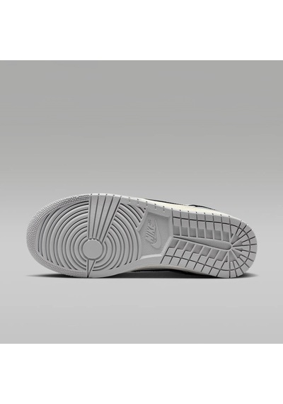 Nike Air Jordan Jumpman Skyline Low Kadın Günlük Spor Ayakkabı Iq0704-101 Beyaz - Gri - Siyah Nike Air Jordan Jumpman Skyline Low Kadın Günlük Spor Ayakkabı Iq0704-101 Beyaz - Gri - Siyah