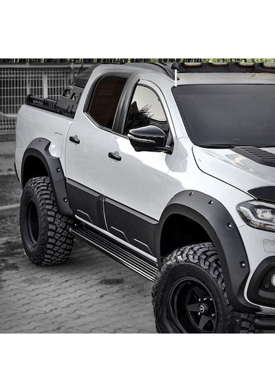 Mercedes X Class W470 2017+ İle Uyumlu Kapı Kaplaması