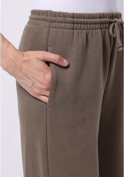 Colins Regular Fit Orta Bel Düz Kadın Bej Eşofman Altı Cl1076454 Q1.v2 Lbr Light Brown Colins Regular Fit Orta Bel Düz Kadın Bej Eşofman Altı Cl1076454 Q1.v2 Lbr Light Brown