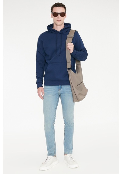 Ac&Co / Altınyıldız Classics Standart Fit Normal Kesim Kapüşonlu Kanguru Cepli Pamuklu Erkek Sweatshirt - Lacivert Ac&Co / Altınyıldız Classics Standart Fit Normal Kesim Kapüşonlu Kanguru Cepli Pamuklu Erkek Sweatshirt - Lacivert