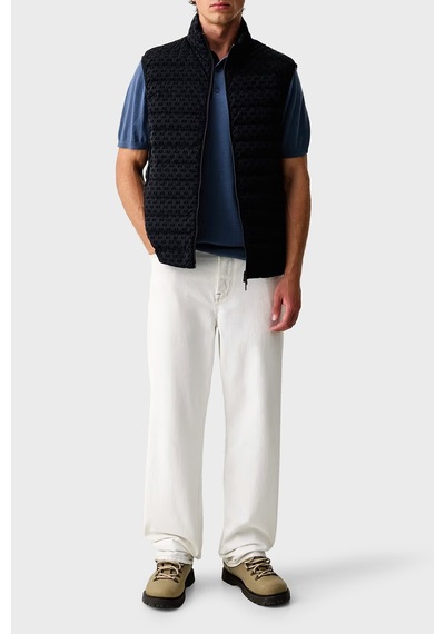Armani Exchange Logolu Regular Fit Dik Yaka Fermuarlı Yelek Erkek Yelek Xm003511 Af19870 Ub101 Lacivert Armani Exchange Logolu Regular Fit Dik Yaka Fermuarlı Yelek Erkek Yelek Xm003511 Af19870 Ub101 Lacivert