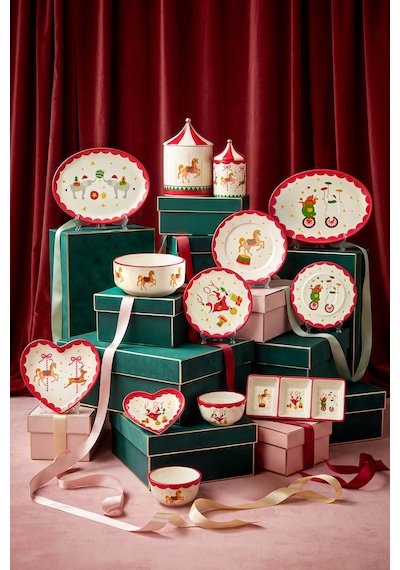 Karaca New Year Yılbaşı Carousel Tatlı Tabağı 12 Cm