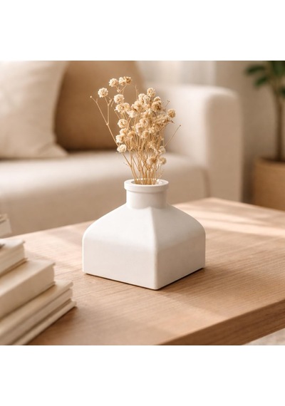 Minimalist Beyaz Mini Vazo, El Yapımı Taş Tozu, 7 Cm, Mat Finish, Japandi & İskandinav Stil, Masa Üstü Dekor Çok Renkli