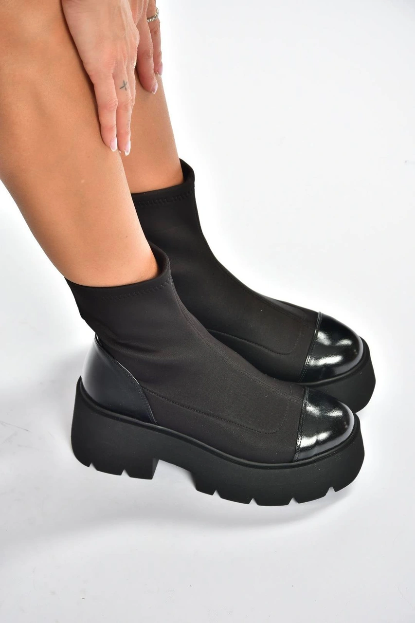 Fox Shoes V272902904 Siyah Kumaş Kalın Tabanlı Kadın Bot Siyah-Kumaş