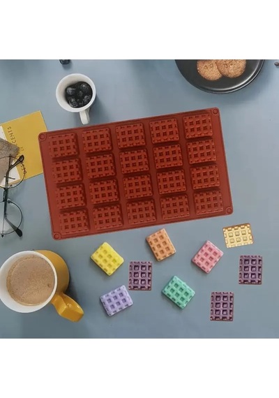 Silikon Waffle Kalıbı, Çikolata Kalıbı, Bisküvi Kalıbı Ve Kurabiye Kalıbı Mini Kare Kahverengi