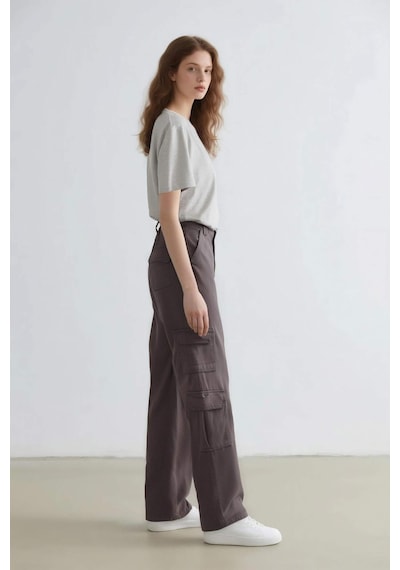 DeFacto Straight Fit Kışlık Gabardin Pantolon Kargo Cepli Normal Bel Düz Paça D3762AX24AUGR310 Gri