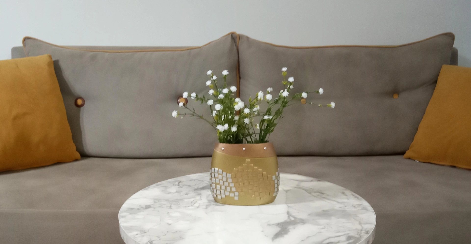 2 Adet Vazo Dahil,vazoda Çiçek,beyaz Yapay Çiçek,vazo Dekoratif Altın Mozaik Poliresin 10x15x5cm Çok Renkli