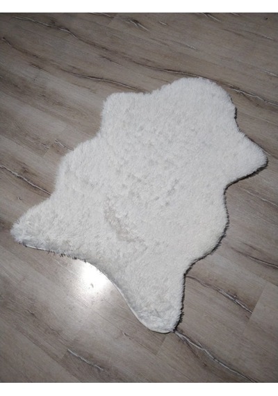 Yamalıhome Tavşan Tüyü Beyaz 70 x 100 Cm Peluş Post Halı