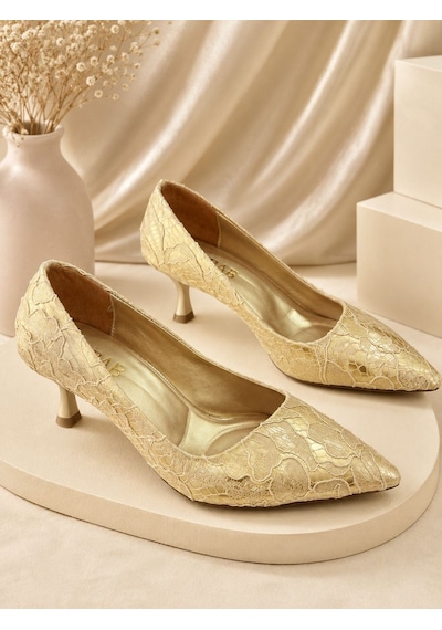 Dabab Shoes Leyla Kadın Gold Sivri Burun Dantel Desenli 5 Cm İnce Topuklu Stiletto Ayakkabı Altın Dabab Shoes Leyla Kadın Gold Sivri Burun Dantel Desenli 5 Cm İnce Topuklu Stiletto Ayakkabı Altın