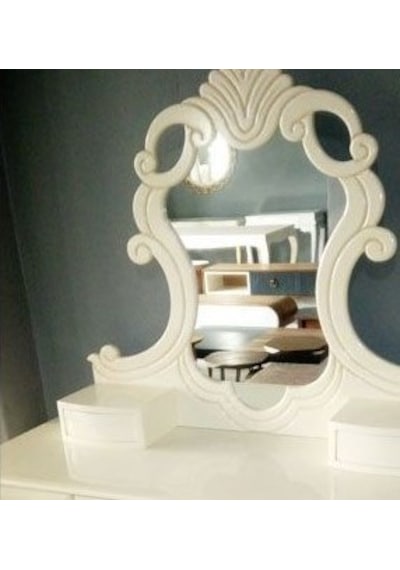 Makyaj Masası Dresuar Model Ahşap Kayın Aslan Ayak 9 Çekmece Aslan Baş Oyma Nakışlı Ayna El Yapım Makyaj Masası Dresuar Model Ahşap Kayın Aslan Ayak 9 Çekmece Aslan Baş Oyma Nakışlı Ayna El Yapım