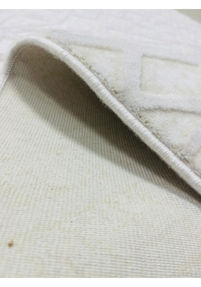 Mihra Halı % Akrilik Sık Dokuma 4 Mevsim +12 Hav Yükseklikte Krem Kesme Halı