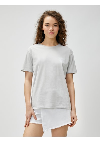 Koton Oversize Tişört Sırt Baskılı Bisiklet Yaka Kısa Kollu Pamuklu Gri 3sal10694ık 3SAL10694IK031 Gri Koton Oversize Tişört Sırt Baskılı Bisiklet Yaka Kısa Kollu Pamuklu Gri 3sal10694ık 3SAL10694IK031 Gri