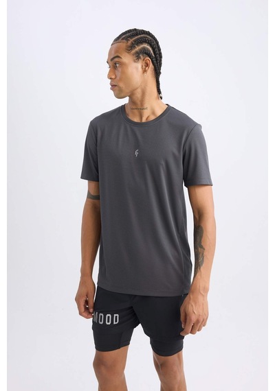 DeFactoFit Hızlı Kuruyan Slim Fit Dar Kesim Bisiklet Yaka Baskılı Sporcu Kısa Kollu Tişört X6142AZ25SPAR231