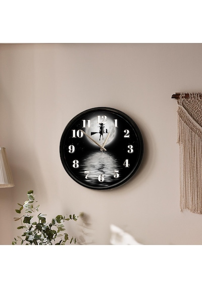 Ay Işığında Cadı Temalı Duvar Saati 28 Cm Sessiz Mekanizma Gizemli Dekor Çok Renkli