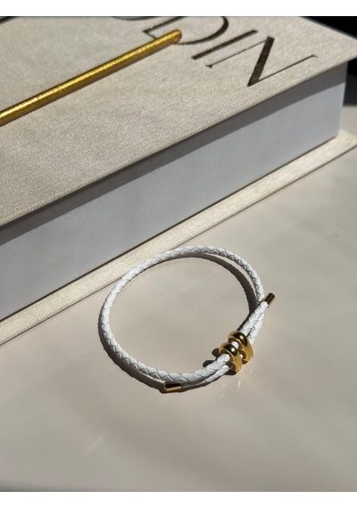 Beyaz Deri Görünümlü Çift Dolamalı Çelik Detaylı Bileklik Unisex Tasarım Altın