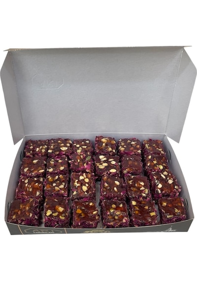 Arı Lokumları Gül Yaprağı Kaplamalı Antep Fıstıklı Kral Lokum 1 KG