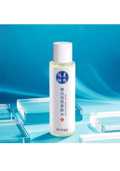 Bioaqua Niacinamide İçerikli Leke ve Çil Karşıtı Aydınlatıcı Tonik 120 ML