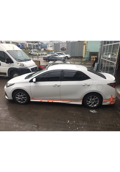 Toyota Corolla Yan Marşpiyel Takımı 2013-2018