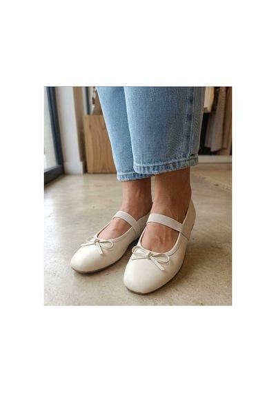 Pynare Kadın Bej Fiyonklu Bantlı Deri Babet Bej Bej