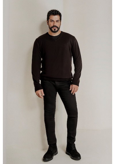 AC&Co / Altınyıldız Classics Erkek Siyah Standart Fit Normal Kesim V Yaka Triko Kazak 4A4923100002SYHXXL Siyah