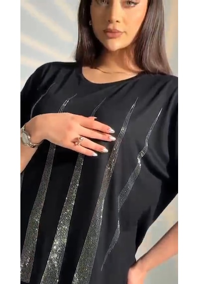 Elaxi :oversize Piramit Taş Detaylı Bluz Siyah