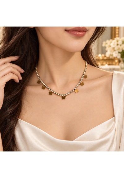 Lunessa Kelebek Detaylı Işıltılı Su Yolu Taşlı Kadın Kolye Gold 316l Paslanmaz Çelik 40+5 Cm Renkli