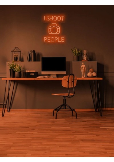 I Shoot People Yazılı Ve Şekilli Neon Tabela Turuncu