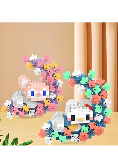 Brıcks Hello Kitty Çiçekli Ay Tasarımlı Dekoratif Yapı Blok Seti