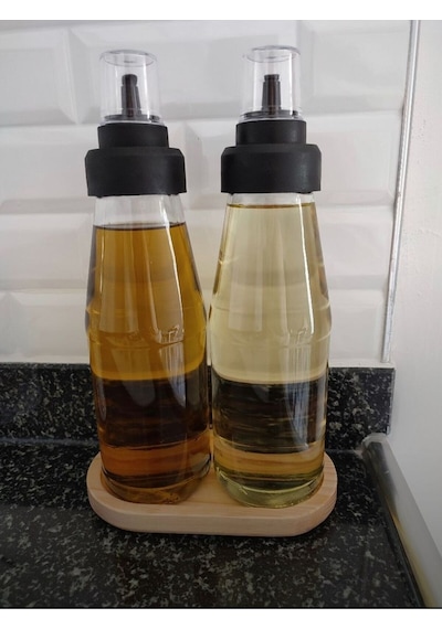 Bayev Büyük Boy Damlatmaz Akıllı Ahşap Standlı 3 Parça Cam Yağlık Seti - 720 Ml