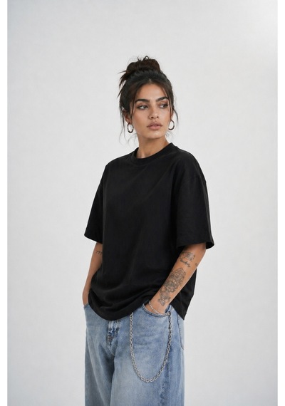 Modivibe Kadın Oversize T-shirt %100 Organik Pamuklu Kalın Dokulu Fit Yuvarlak Yakalı Siyah Modivibe Kadın Oversize T-shirt %100 Organik Pamuklu Kalın Dokulu Fit Yuvarlak Yakalı Siyah