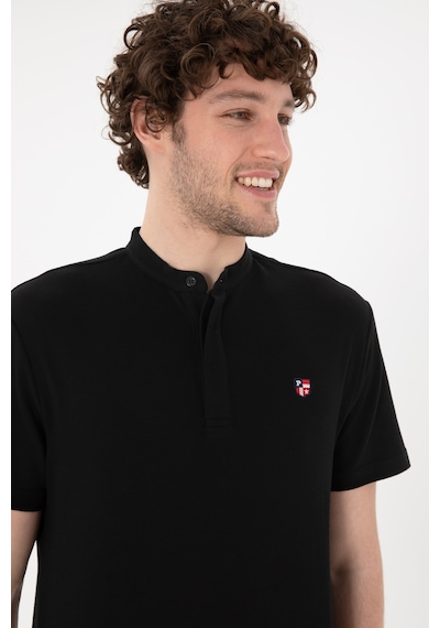 U.S. Polo Assn. Erkek Regular Fit Hakim Yaka Siyah Basic Tişört 50305914-VR046 U.S. Polo Assn. Erkek Regular Fit Hakim Yaka Siyah Basic Tişört 50305914-VR046