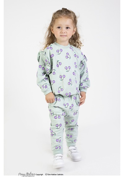 Harika Kids Kız Bebek&çocuk İki İplik Kumaş Kiraz Desenli Orta Kalınlıkta Örme Basic Oversize Alt Üst Eşofman Takımı 001
