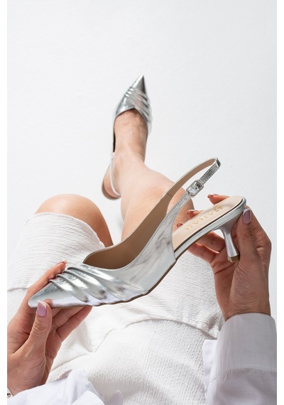 Dabab Shoes Zeyny Kadın Gümüş Sivri Burun Slingback 6 Cm İnce Topuk Ön Pile Detaylı Parlak Rugan Ayakkabı