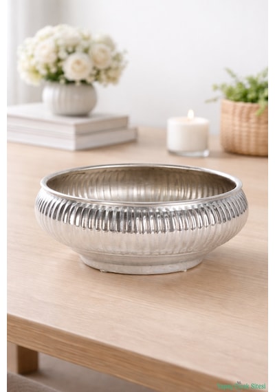 Yapay Çiçek Sitesi Metal Dekoratif Çizgili Ufo Saksı 8 Cm Gümüş
