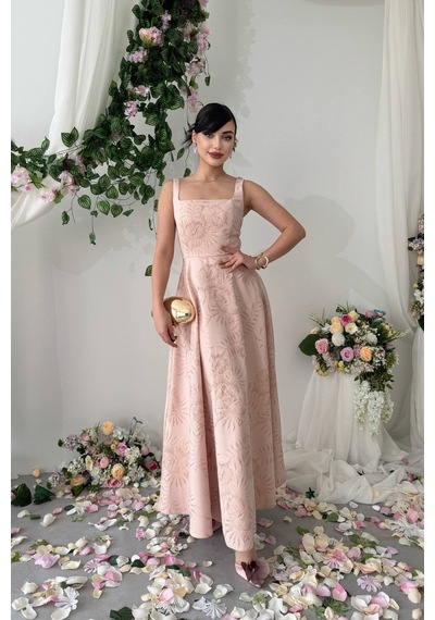 Nils Butik Askılı Kare Yaka Jakar Desenli Seraphine Midi Elbise Açık Pembe