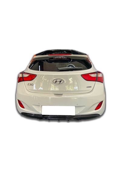 Hyundai İ30 2012-2017 Custom Parlak Siyah Difüzör Plastik Boyalı
