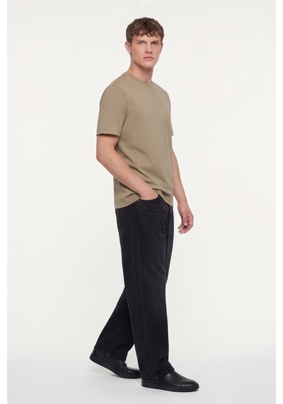 Sabri Özel Erkek Vizon Normal Kesim Regular FitPamuk Dokuma Bisiklet Yaka Basic T-shirt Sabri Özel Erkek Vizon Normal Kesim Regular FitPamuk Dokuma Bisiklet Yaka Basic T-shirt