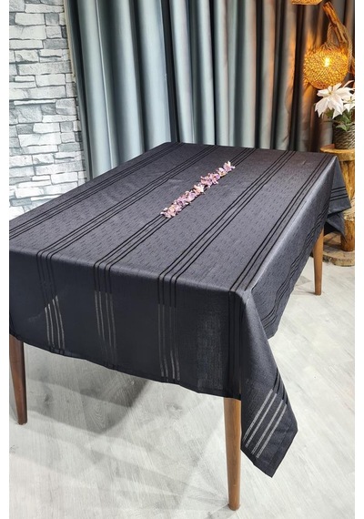 Çeyiz Diyarı Corvver Dertsiz Masa Örtüsü 155x220 Siyah Siyah