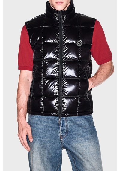 Armani Exchange Kapitoneli Regular Fit Dik Yaka Yelek Erkek Yelek Xm003475 Af23755 Uc001 Siyah Armani Exchange Kapitoneli Regular Fit Dik Yaka Yelek Erkek Yelek Xm003475 Af23755 Uc001 Siyah