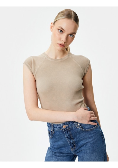 Koton Kap Kol Bisiklet Yaka Tişört Pamuklu Ribanalı Slim Fit Bej 4sak50458ek 4SAK50458EK050 Ekru Koton Kap Kol Bisiklet Yaka Tişört Pamuklu Ribanalı Slim Fit Bej 4sak50458ek 4SAK50458EK050 Ekru