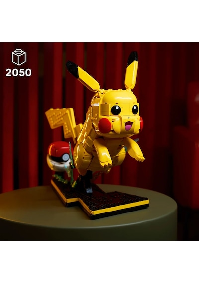 LEGO® Pokémon™ Pikachu ve Poké Topu 72152 - Yetişkinler için Duruşu Ayarlanabilir Figür İçeren Video Oyunu Modeli Yapım Seti (2050 Parça)