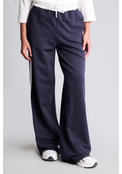Defacto Pamuklu Straıght Fıt Cepli Standart Paça Standart Boy Lacivert Pantolon I3167ax26aunv146 Lacivert-nv146