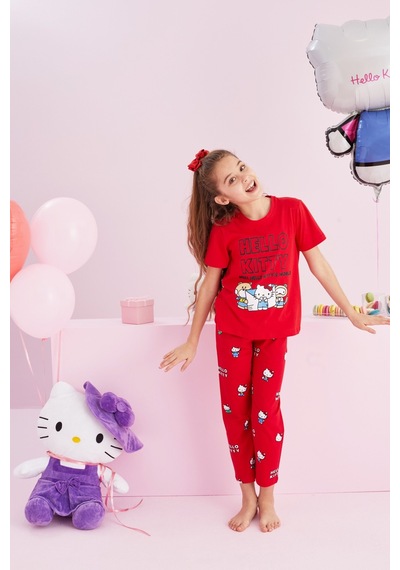 Siyah İnci Lisanslı %100 Pamuk Çok Renkli Bisklet Yaka Pijama Takım Hk017 Kırmızı Siyah İnci Lisanslı %100 Pamuk Çok Renkli Bisklet Yaka Pijama Takım Hk017 Kırmızı