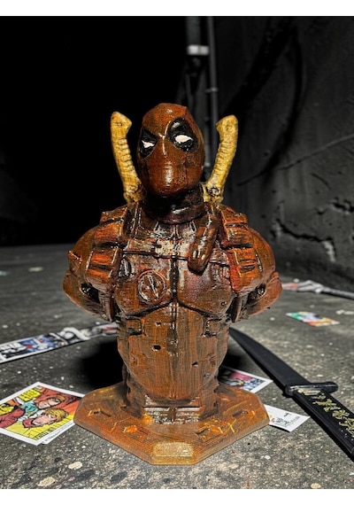 Deadpool Büst Figür 10 Cm - Bakır Eskitme Koleksiyonluk