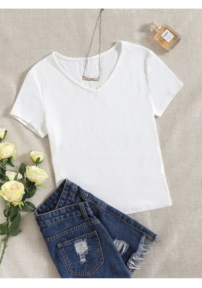Liona V Yaka Beyaz Renk Fitilli Kısa Kollu Slim Fit Crop Top Bluz
