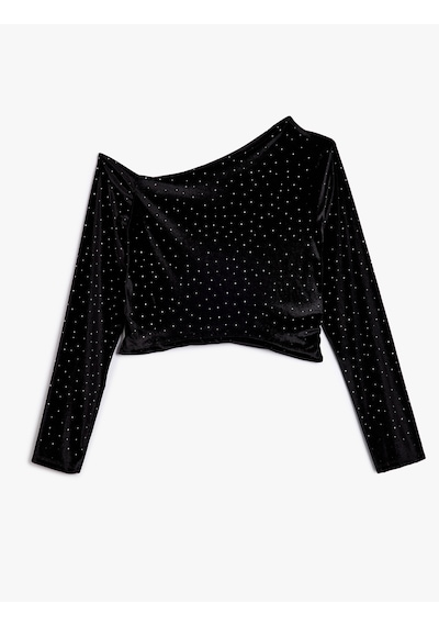 Koton Kadife Bluz Taş Detaylı Asimetrik Yaka Omzu Açık Slim Fit Siyah 5wal60005ık Siyah