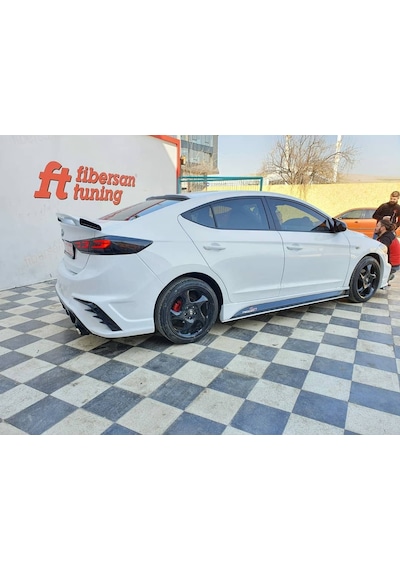 Hyundai Elentra 2016... Ft Body Kit-fibersan Tuning