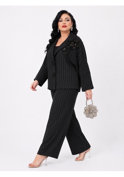 Darkwin Büyük Beden Çizgili Çiçek İşlemeli Blazer Ceketli Bol Paça Kadın İkili Takım Siyah Darkwin Büyük Beden Çizgili Çiçek İşlemeli Blazer Ceketli Bol Paça Kadın İkili Takım Siyah